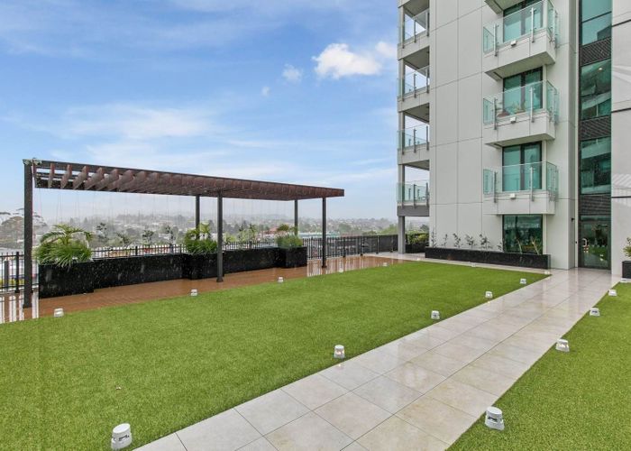  at 802/6 Waikumete Road, Glen Eden, Waitakere City, Auckland