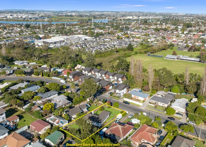  at 22 Walters Road, Mount Wellington, Auckland