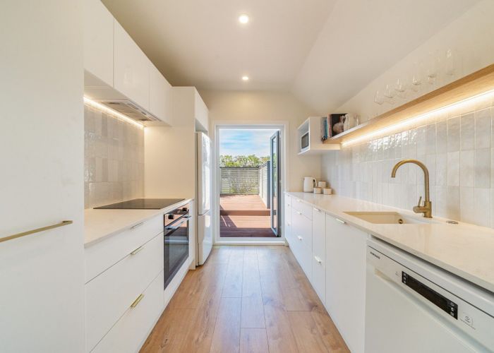  at 21 The Quarterdeck, Whitby, Porirua, Wellington