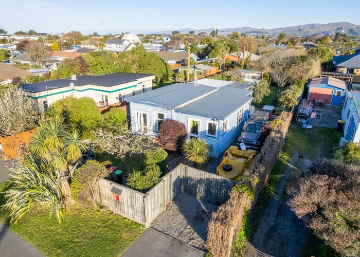  at 15 Blake Street, New Brighton, Christchurch