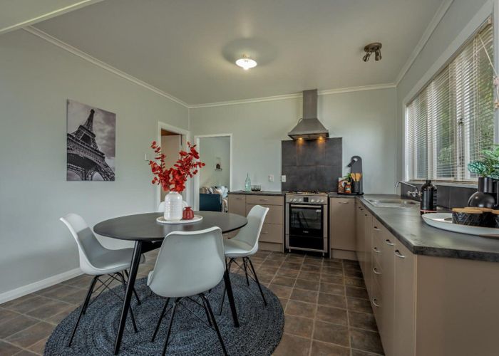  at 1014 Tremaine Avenue, Roslyn, Palmerston North, Manawatu / Whanganui