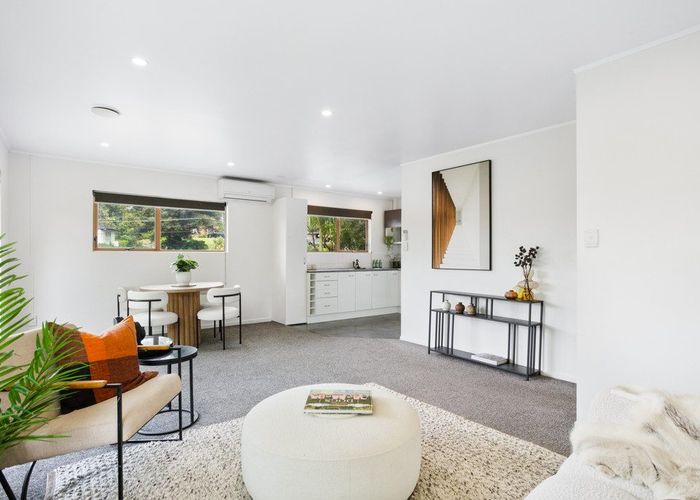  at 1/43 Seaton Road, Murrays Bay, North Shore City, Auckland