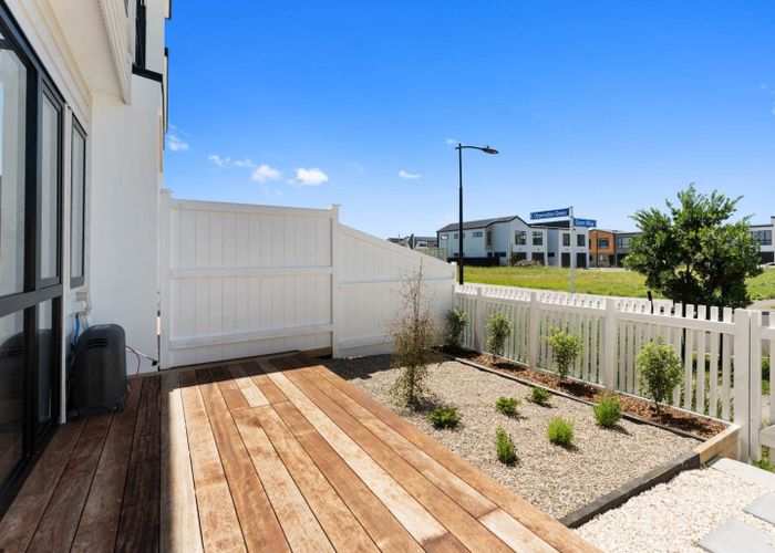  at 37 Observation Green, Hobsonville, Waitakere City, Auckland