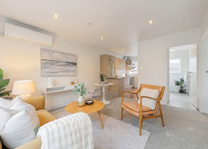  at 3/11 Felton Mathew Avenue, Saint Johns, Auckland City, Auckland