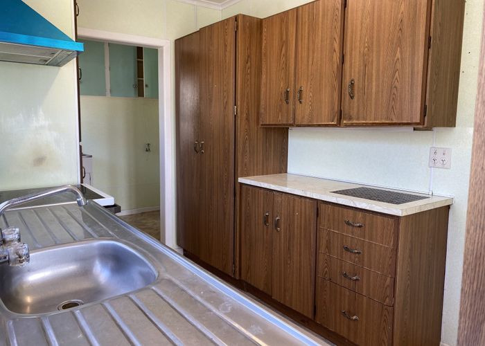 at 5 Geneva Place, Blockhouse Bay, Auckland City, Auckland