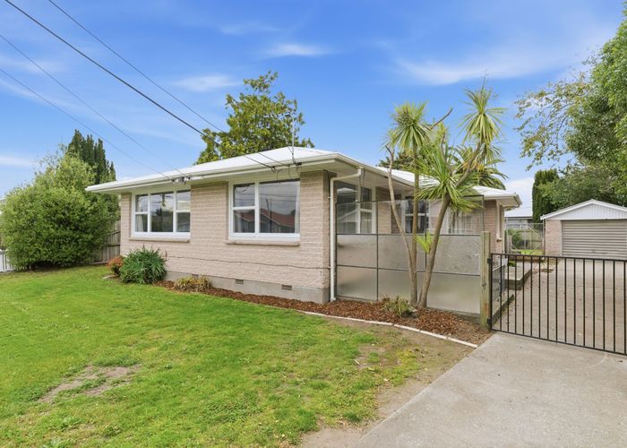  at 15 Rowses Road, Aranui, Christchurch City, Canterbury