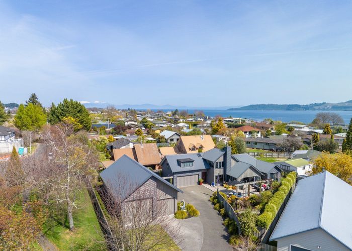  at 7 Haines Grove, Rainbow Point, Taupo