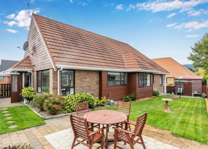  at 115 Hillcrest Road, Raumati Beach, Paraparaumu