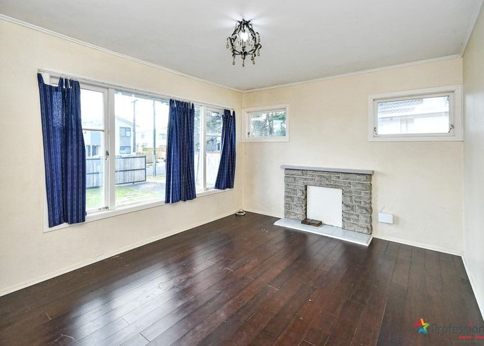 at 11 Awatere Street, Clover Park, Manukau City, Auckland