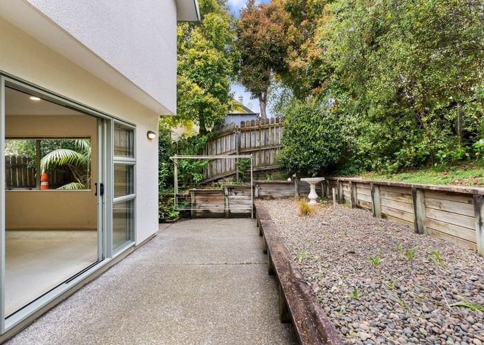  at 4 San Ambrosio Rise, Henderson, Waitakere City, Auckland