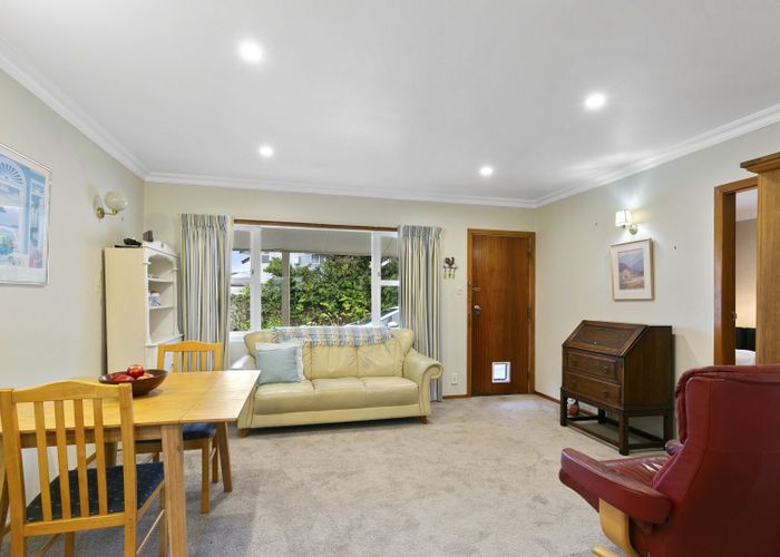  at 2/34 Allen Road, Raumati Beach, Kapiti Coast, Wellington