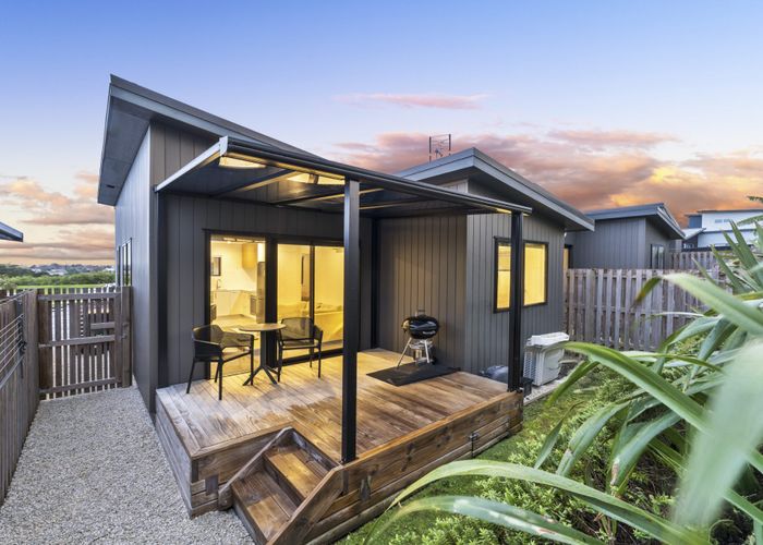  at 11 Patrick Rice Drive, Swanson, Waitakere City, Auckland