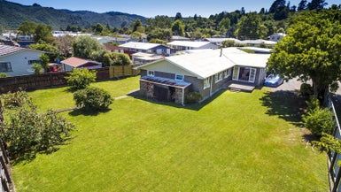  at 28 Moeraki Road, Maoribank, Upper Hutt