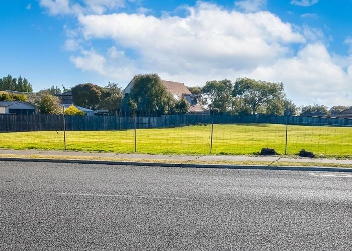  at 202-204 Keyes Road, New Brighton, Christchurch City, Canterbury