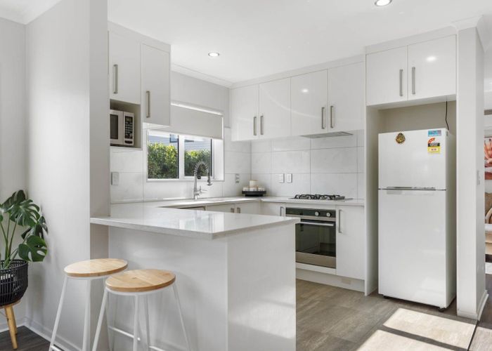  at 116B Great South Road, Manurewa, Auckland
