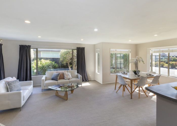  at 21 Six Silvers Avenue, Halswell, Christchurch City, Canterbury