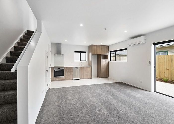  at 1/24  Parlane Street, Addington, Christchurch City, Canterbury