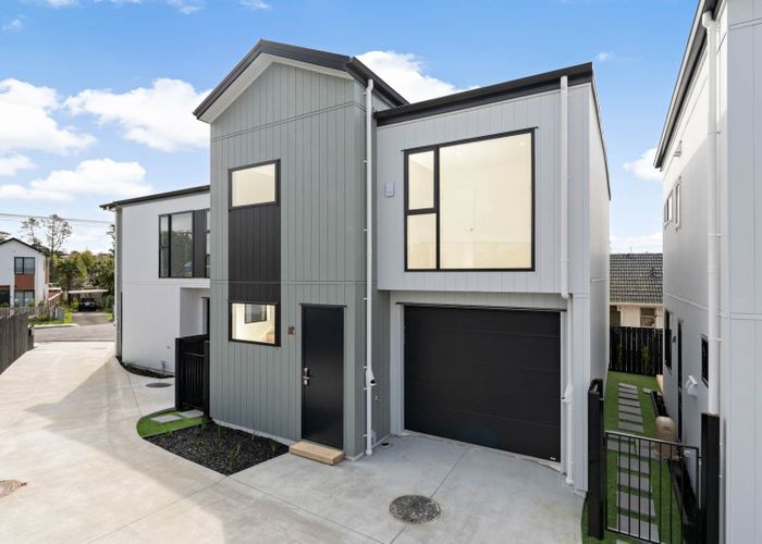  at 10B Serjeant Street, Henderson, Waitakere City, Auckland