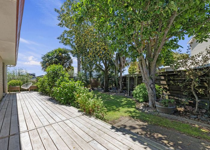  at 21 James Cook Drive, Welcome Bay, Tauranga