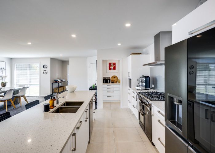  at 9 Rakaia Way, Poraiti, Napier