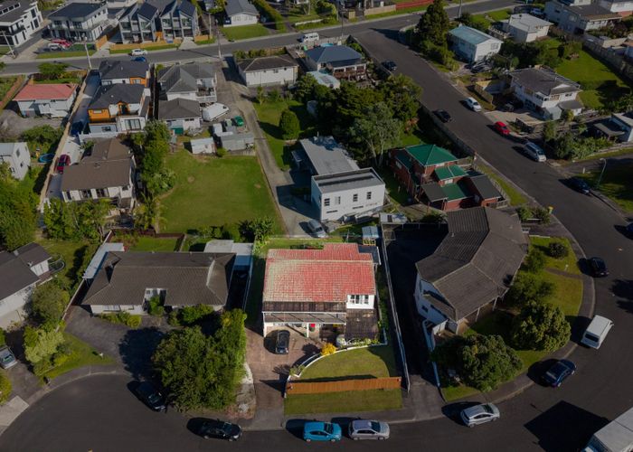  at 5 Fairway Drive, Mount Roskill, Auckland