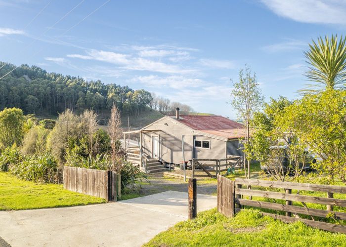  at 49 Avery Road, Eskdale