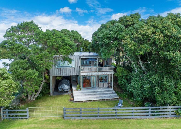  at 1684 East Coast Road, Kaiaua, Franklin, Auckland