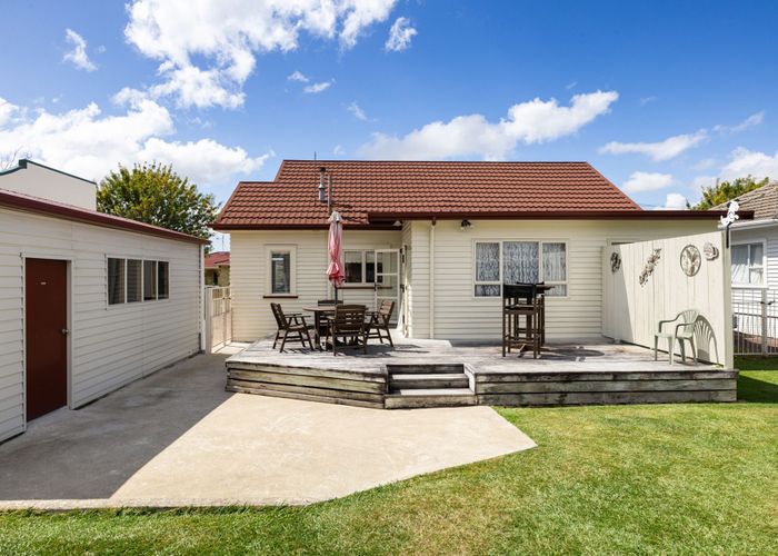  at 13 Bell Street, Hamilton East, Hamilton, Waikato