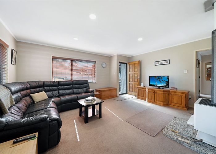  at 12 Talavera Place, Te Atatu South, Auckland