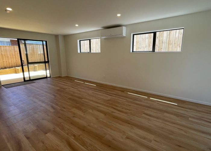  at 6B Cairngorm Place, Highland Park, Manukau City, Auckland