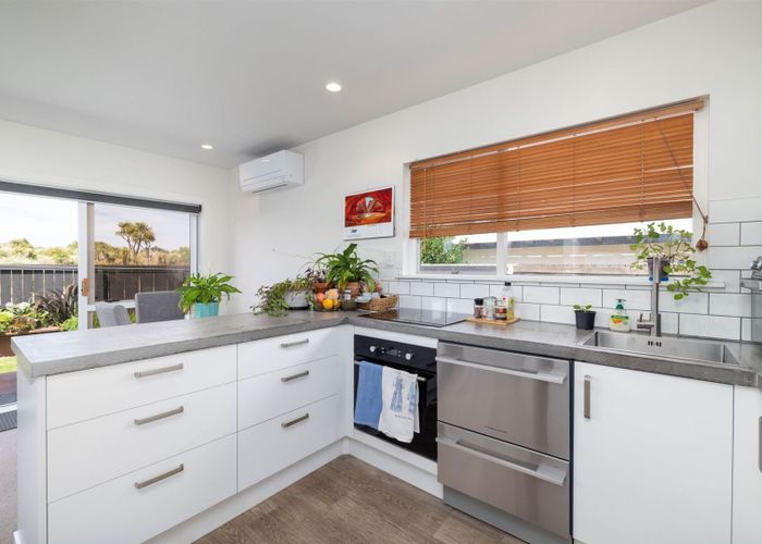  at 1/528 Marine Parade, South New Brighton, Christchurch