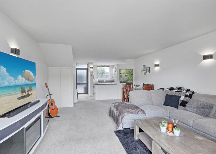  at 5/88 Antigua Street, Addington, Christchurch