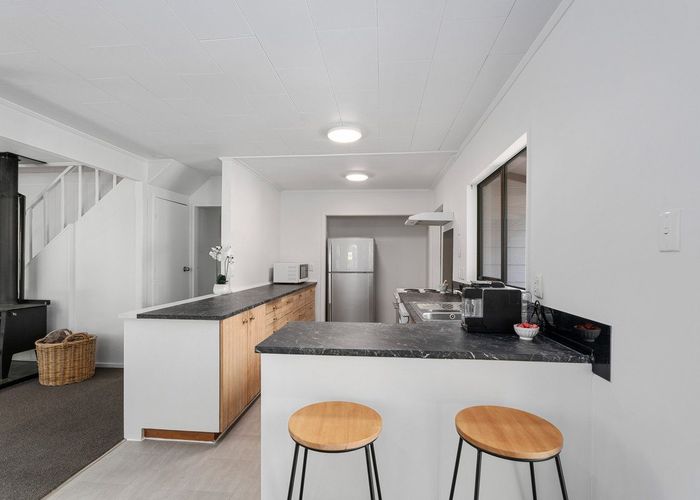  at 15A Williams Street, Sunshine Bay, Queenstown