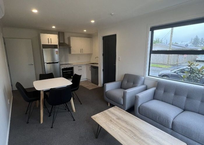  at 1/5 Ford Street (Room D), Hamilton East, Hamilton, Waikato