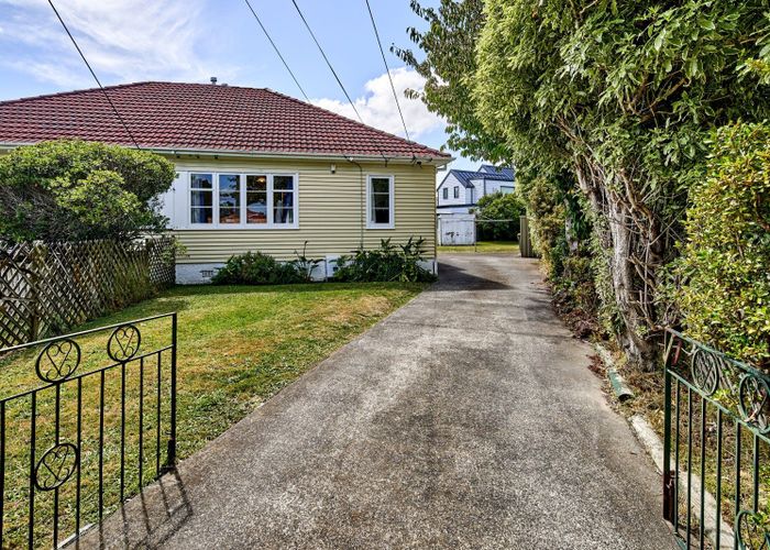  at 6 Hobbs Grove, Epuni, Lower Hutt
