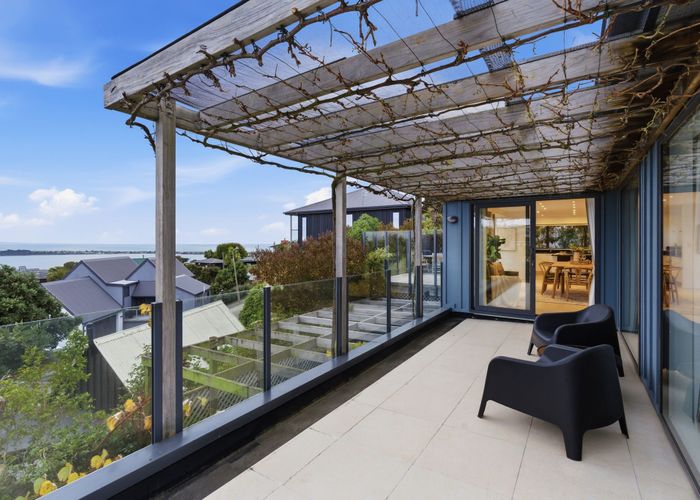  at 39 Santa Maria Avenue, Mount Pleasant, Christchurch City, Canterbury