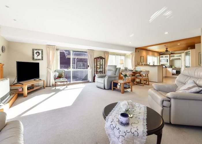  at 68 Memorial Drive, Hamilton East, Hamilton, Waikato