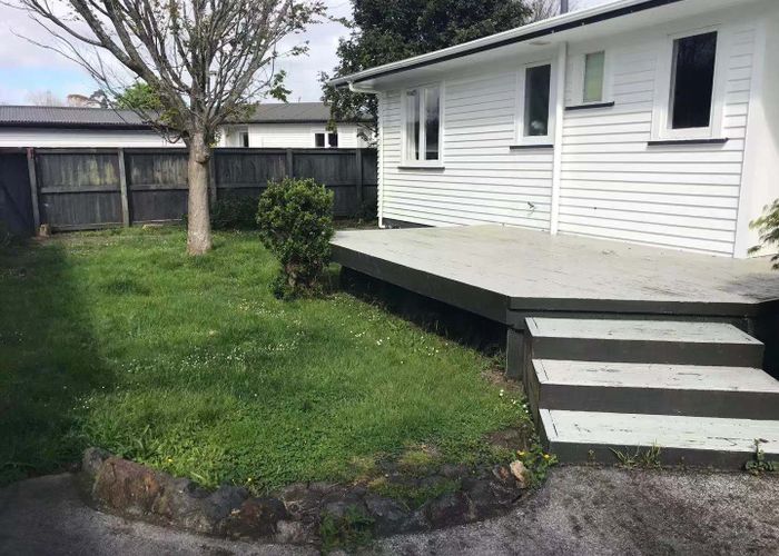  at 60 Southsea Crescent, Silverdale, Hamilton
