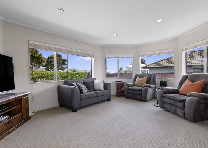  at 14 Albero Drive, Ohauiti