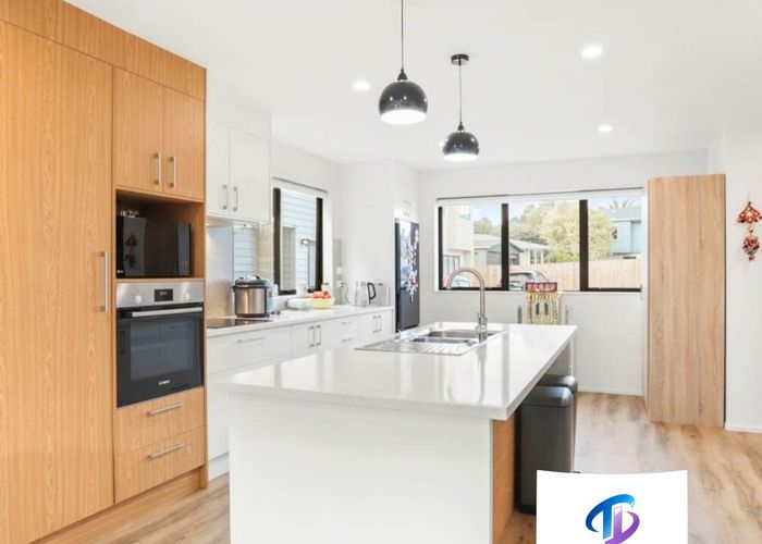  at 8/25 Vodanovich Road, Te Atatu South, Waitakere City, Auckland