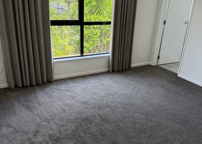  at 4 Chatsworth Crescent, Pakuranga Heights, Manukau City, Auckland