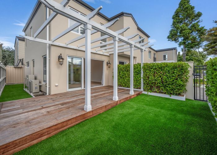  at 9a Church Rd, Taradale, Napier, Hawke's Bay