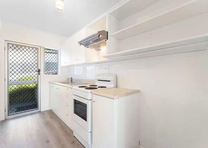  at 1/16 Willerton Avenue, New Lynn, Waitakere City, Auckland
