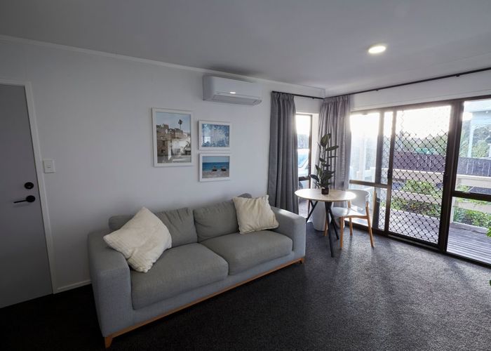  at 1/6 Wood Street, Papakura, Auckland