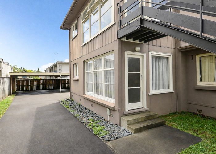  at 4/294 Ulster Street, Whitiora, Hamilton, Waikato