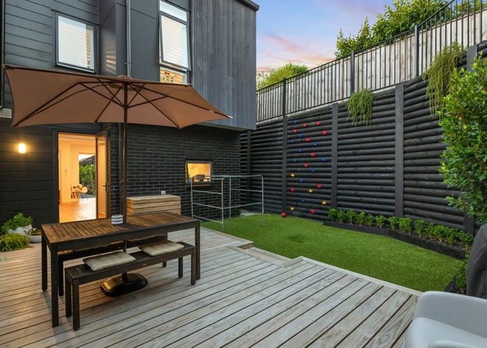  at 10 Nga Tutu Place, Belmont, North Shore City, Auckland
