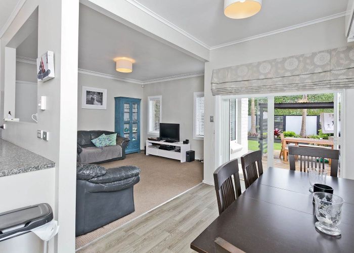  at 27 Wallath Road, Onehunga, Auckland City, Auckland