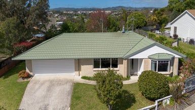  at 32 Tawhiri View, Pyes Pa, Tauranga