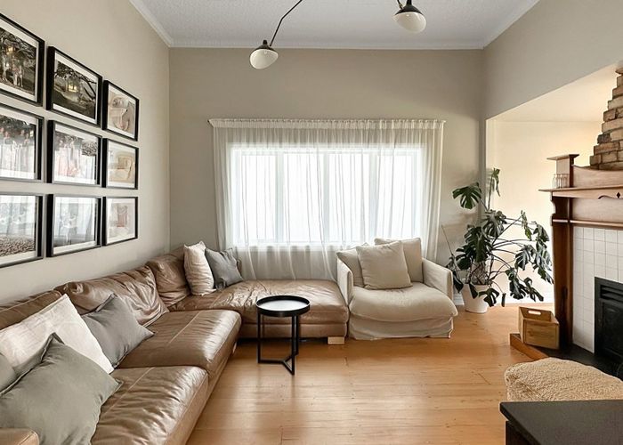  at 18 Wairakei Street, Greenlane, Auckland City, Auckland