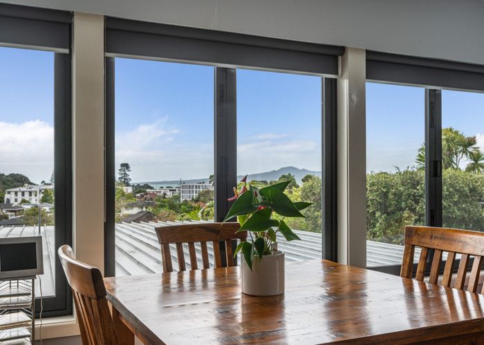  at 1/9 Nihill Crescent, Mission Bay, Auckland
